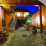 Bed & Breakfast Silak 3*